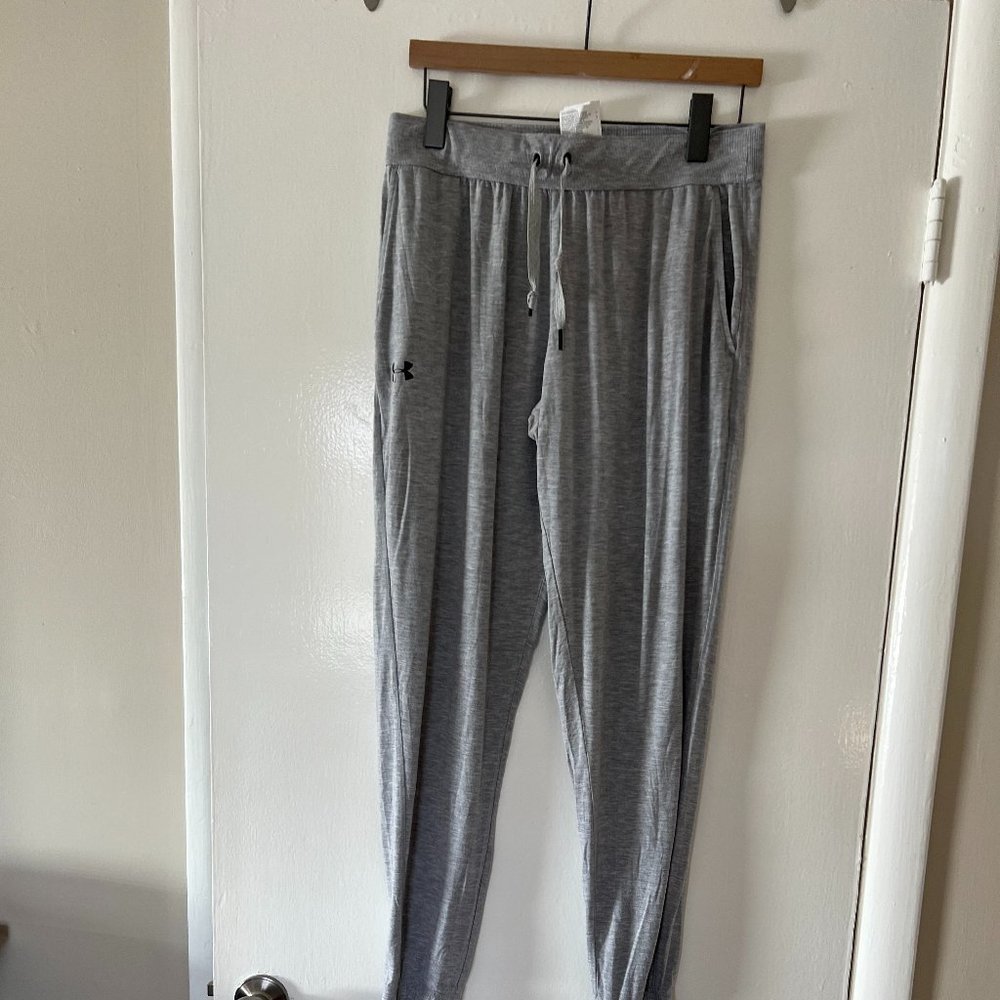 Under Armour Spring Light weight PJ bottoms, top is listed on it's own